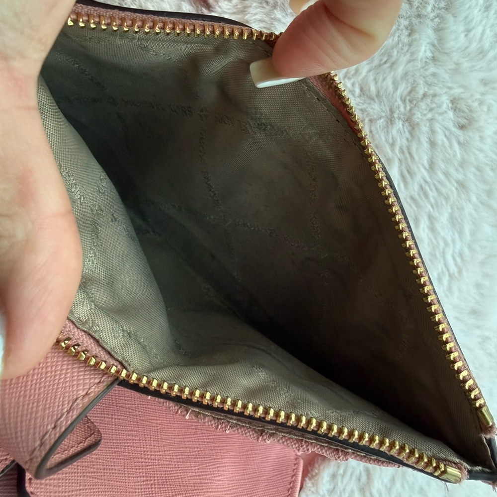 Michael Kors Pink Leather Wallet - Picture 4 of 8